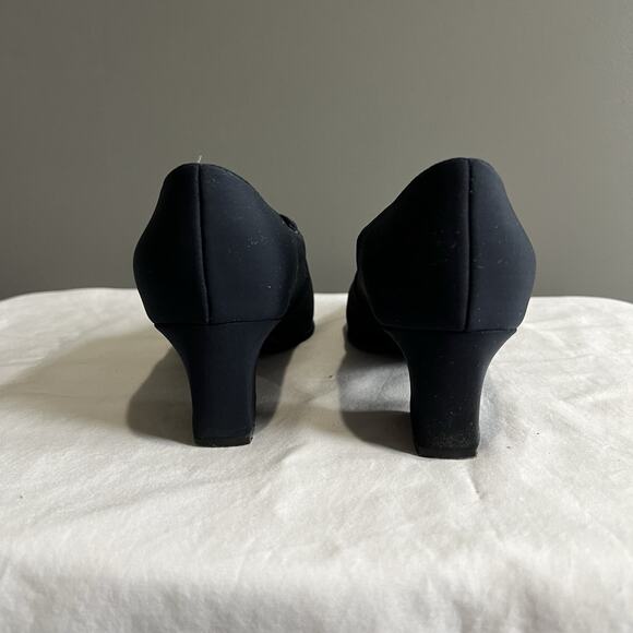 Karen Scott Riley Navy Blue Shoes Classic Heels Non skid sole - Picture 6 of 8